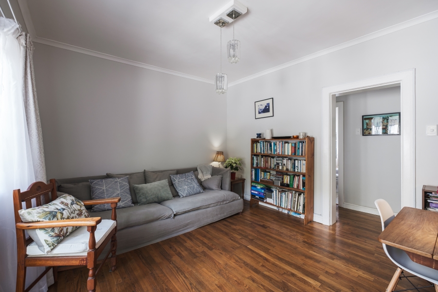 1 Bedroom Property for Sale in Vredehoek Western Cape